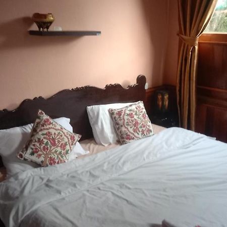 Pukyo Bed And Breakfast Belgian Lao Ban Nangoy Exterior foto