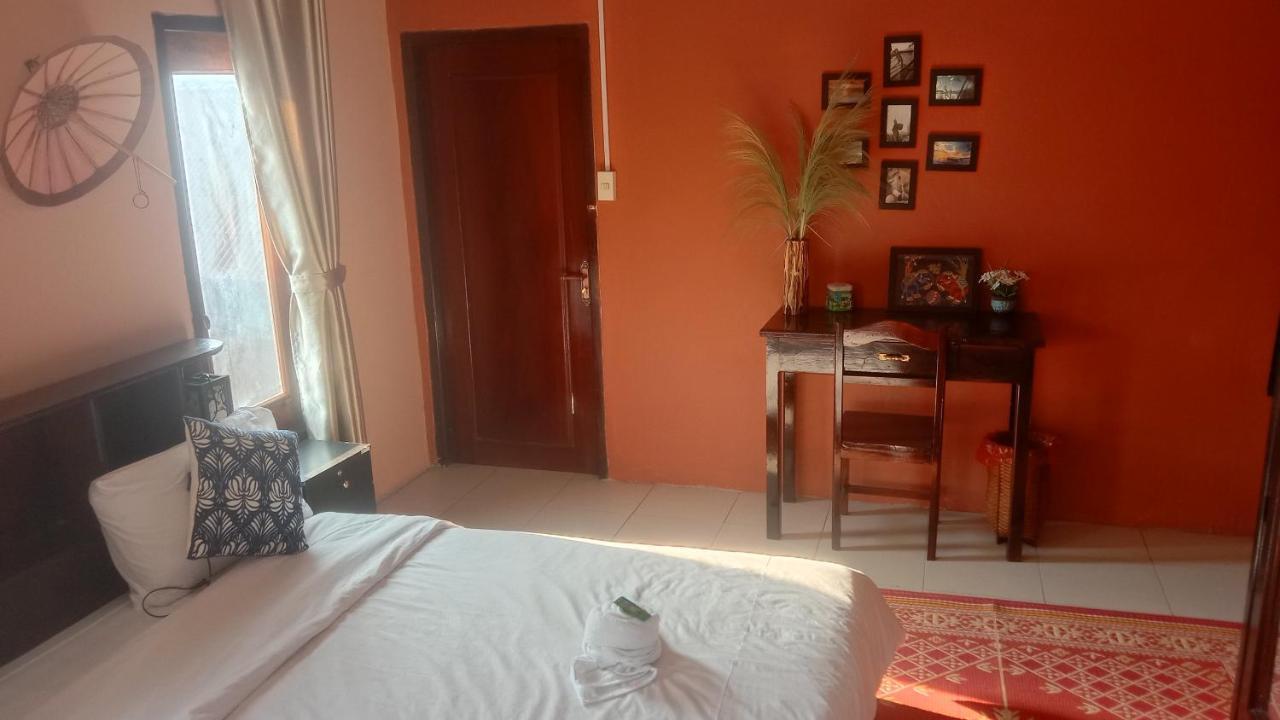 Pukyo Bed And Breakfast Belgian Lao Ban Nangoy Exterior foto